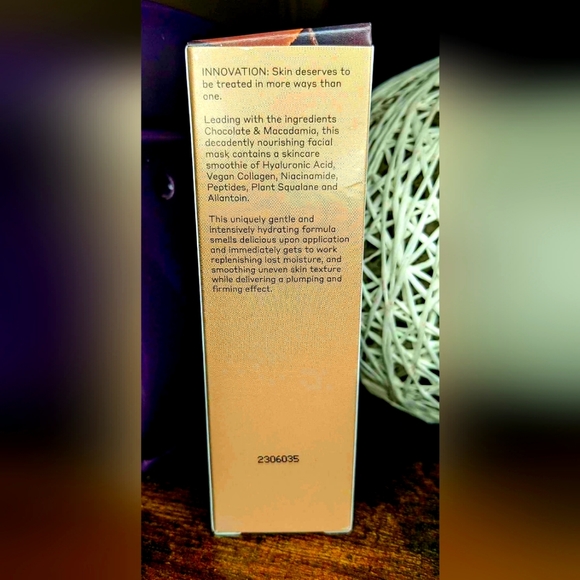 5/75$ VOLITION BEAUTY Chocolate Macadamia Hydrating Mask - Picture 3 of 13